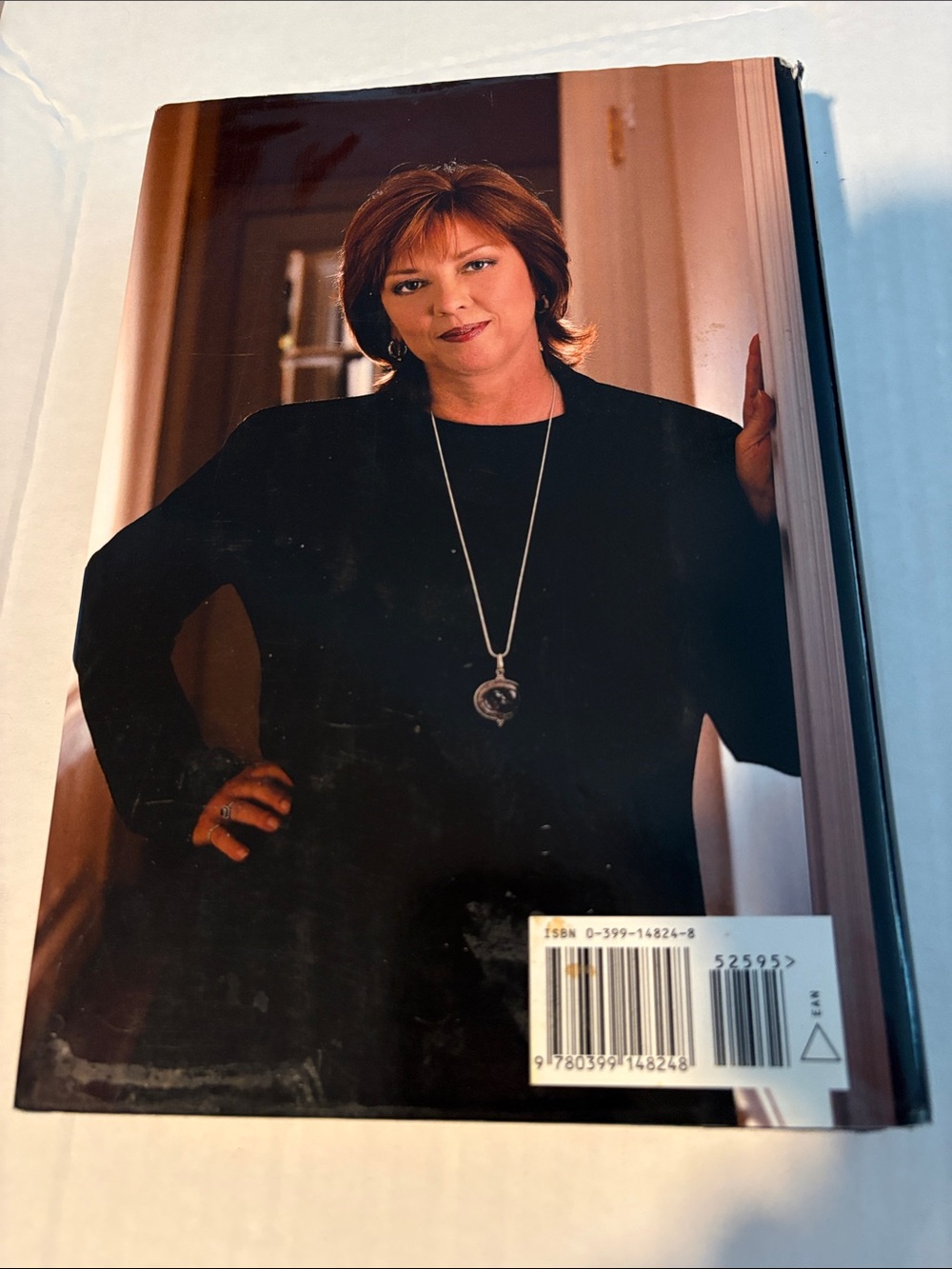 Nora Roberts "Midnight Bayou" Hardcover Book DJ - Picture 2 of 3